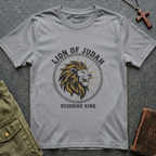 Lion of Judah - Reigning king T-shirt